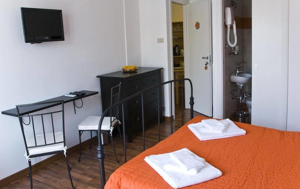 Zenzero & Cannella Boutique Rooms Trieste Exteriör bild